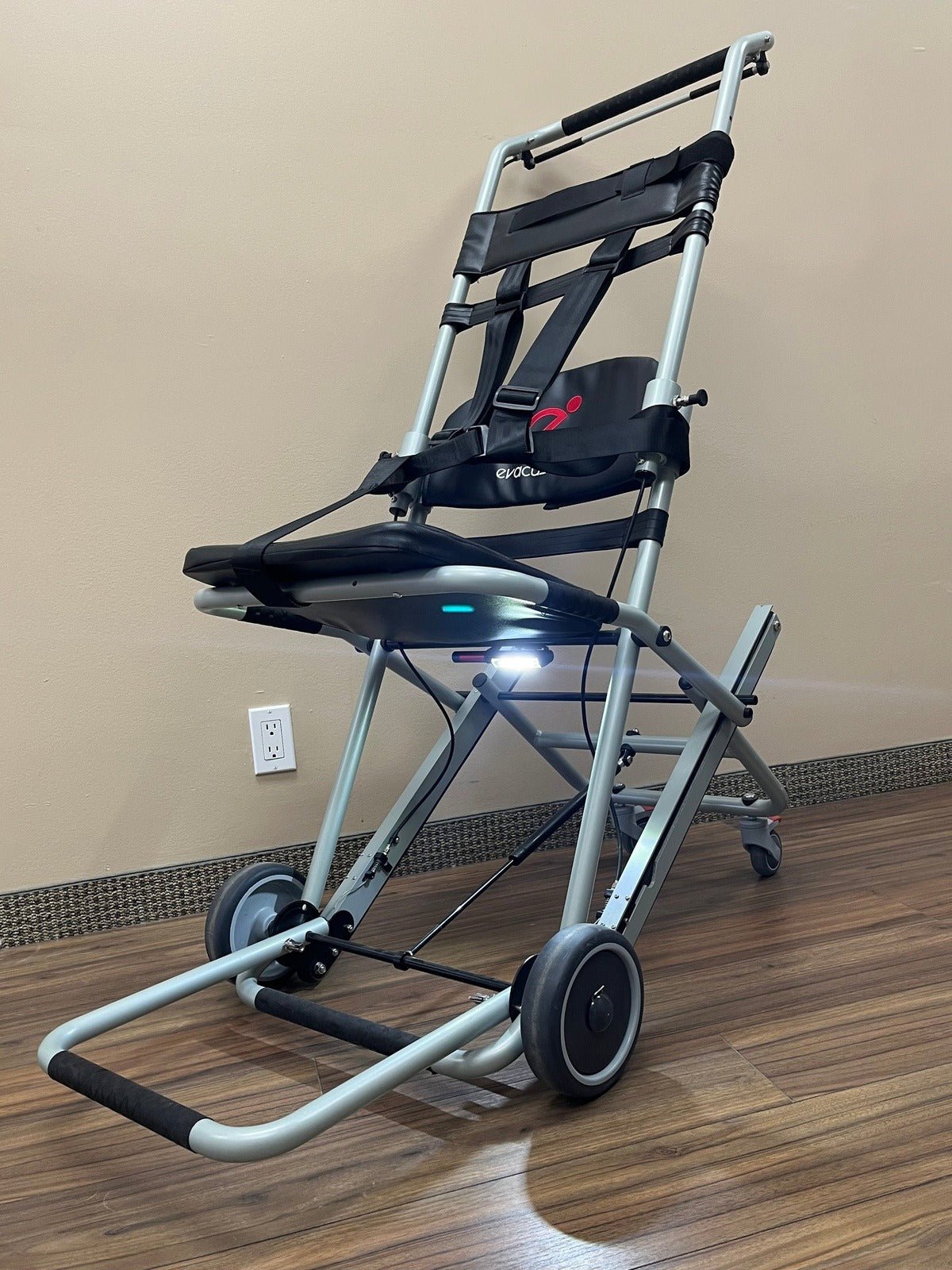 Evacuscape EC2 Evacuation Stair Chair with Failsafe Brake System (400 lbs Capacity)